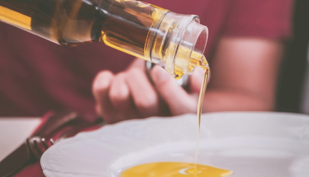 Why You Should Buy Basil Oil for Your Health